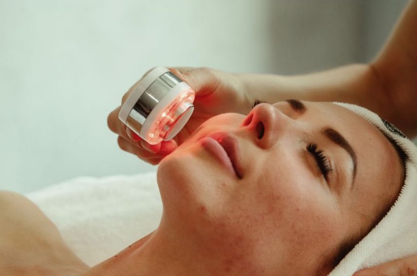 How LED Light Therapy is Changing the Game for Women Over 40